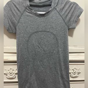 Lululemon swiftly tech